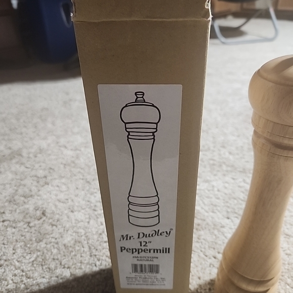 Vintage Mr. Dudley/Gessner PepperMill 12" Natural #MRD7CS10PN NIB - Picture 2 of 5